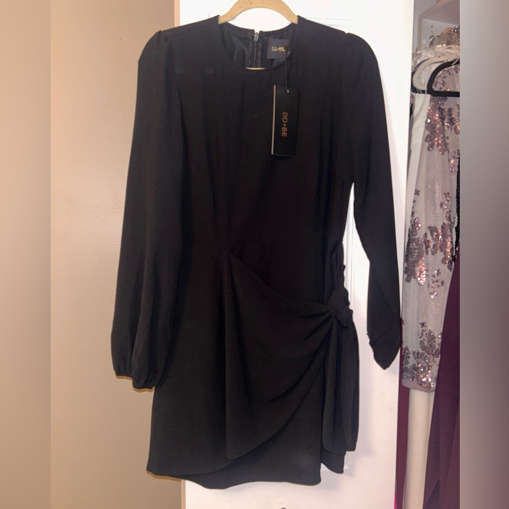 DO+BE Elegant Black Long Sleeve Wrap Dress